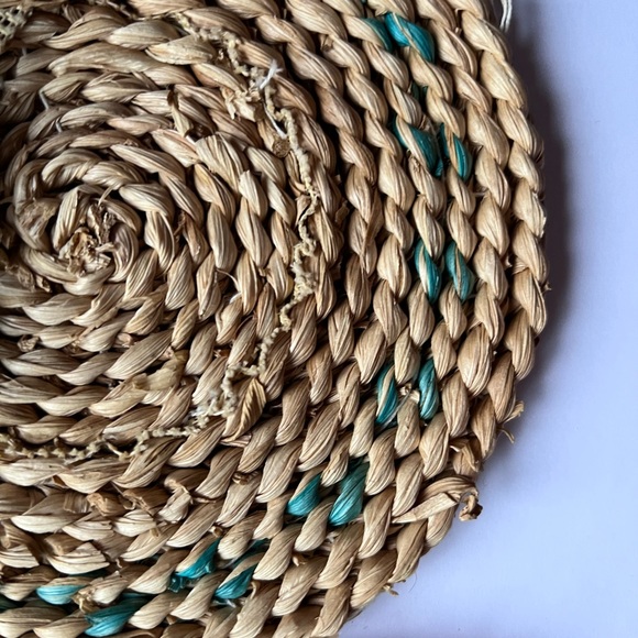 Vintage BoHo Cross Stitch Floral 4￼ Hot Pads Trivets Mats / Wicker Straw Woven - Picture 8 of 12